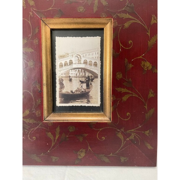 Red & Gold Picture (Frame) - Picture 2 of 5